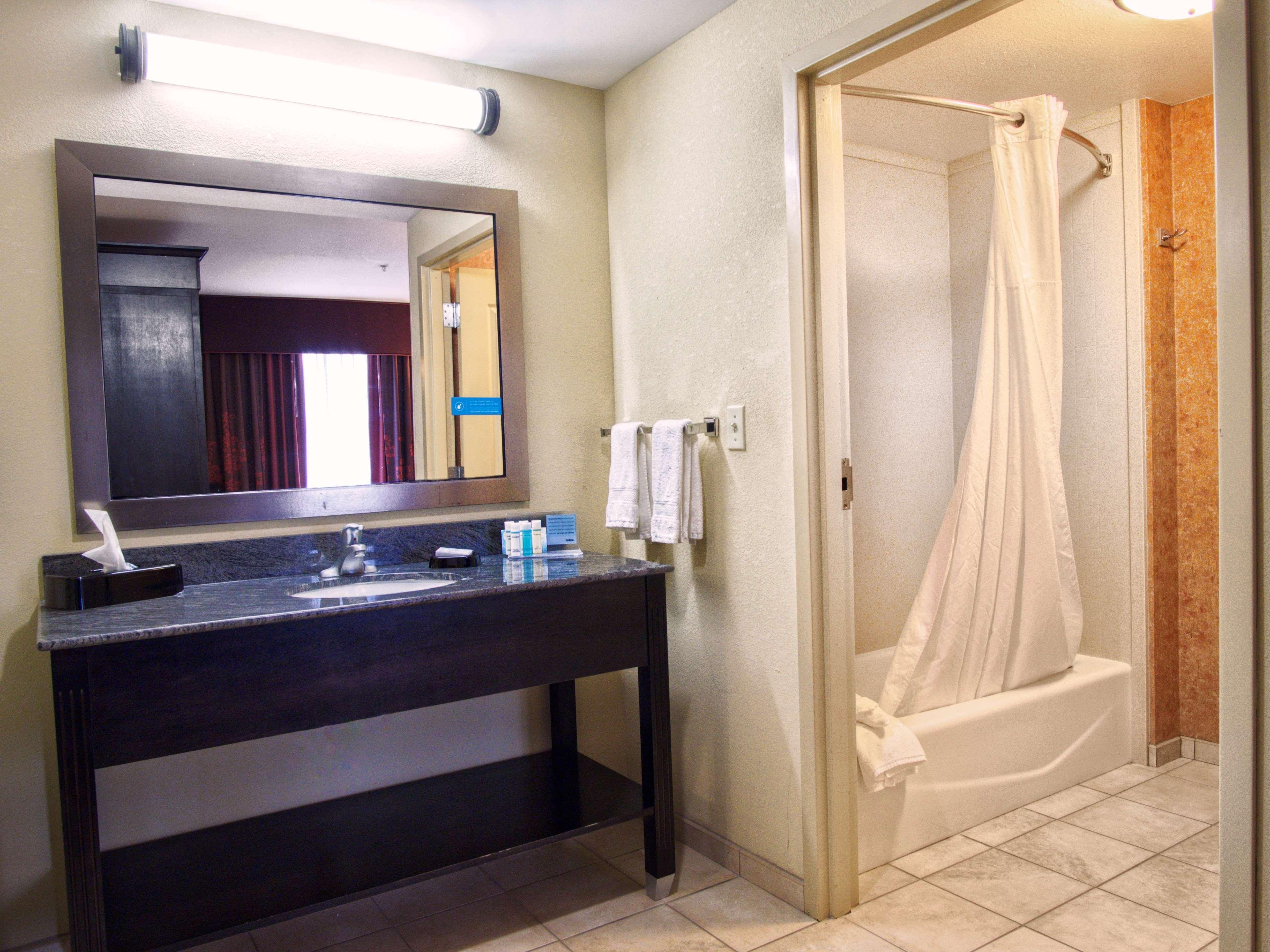 Hampton Inn & Suites Элк-Сити Экстерьер фото