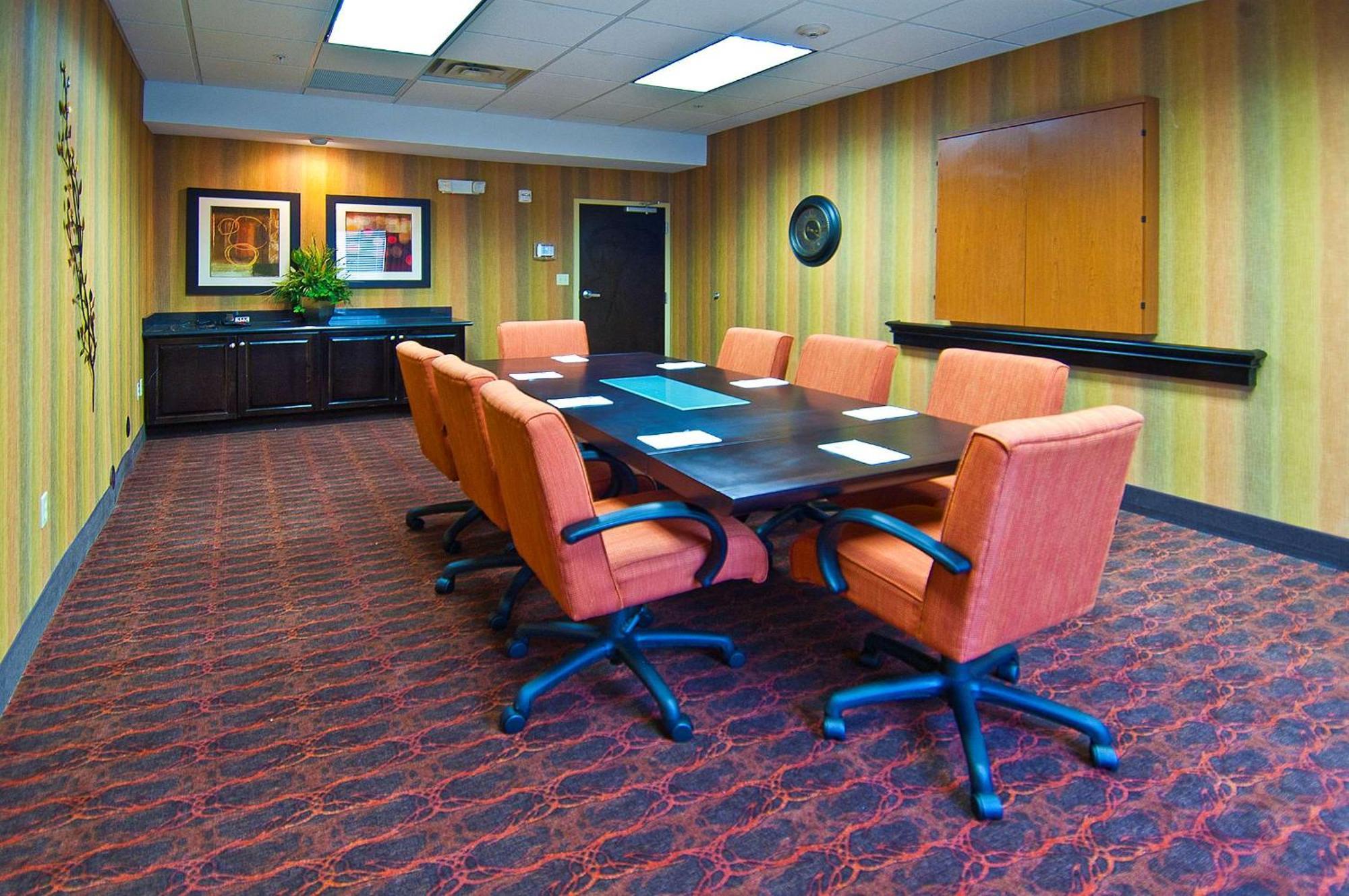 Hampton Inn & Suites Элк-Сити Экстерьер фото